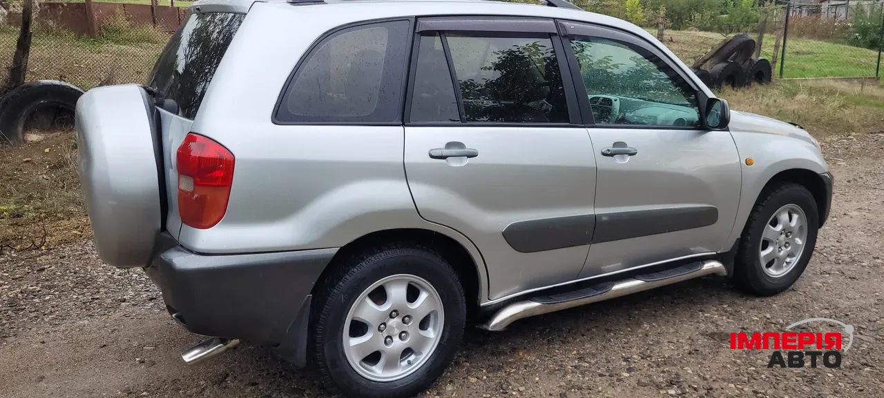 Toyota RAV4 - фото 19