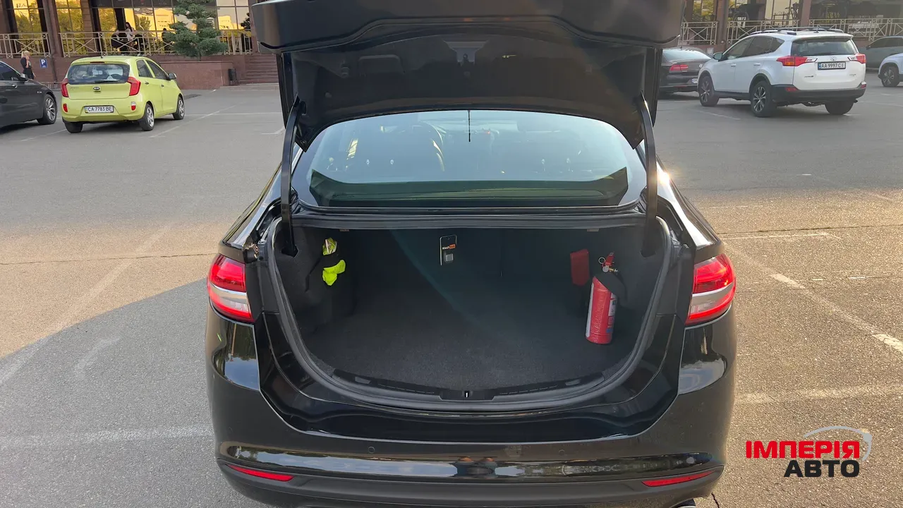 Ford Fusion (North America) - фото 17