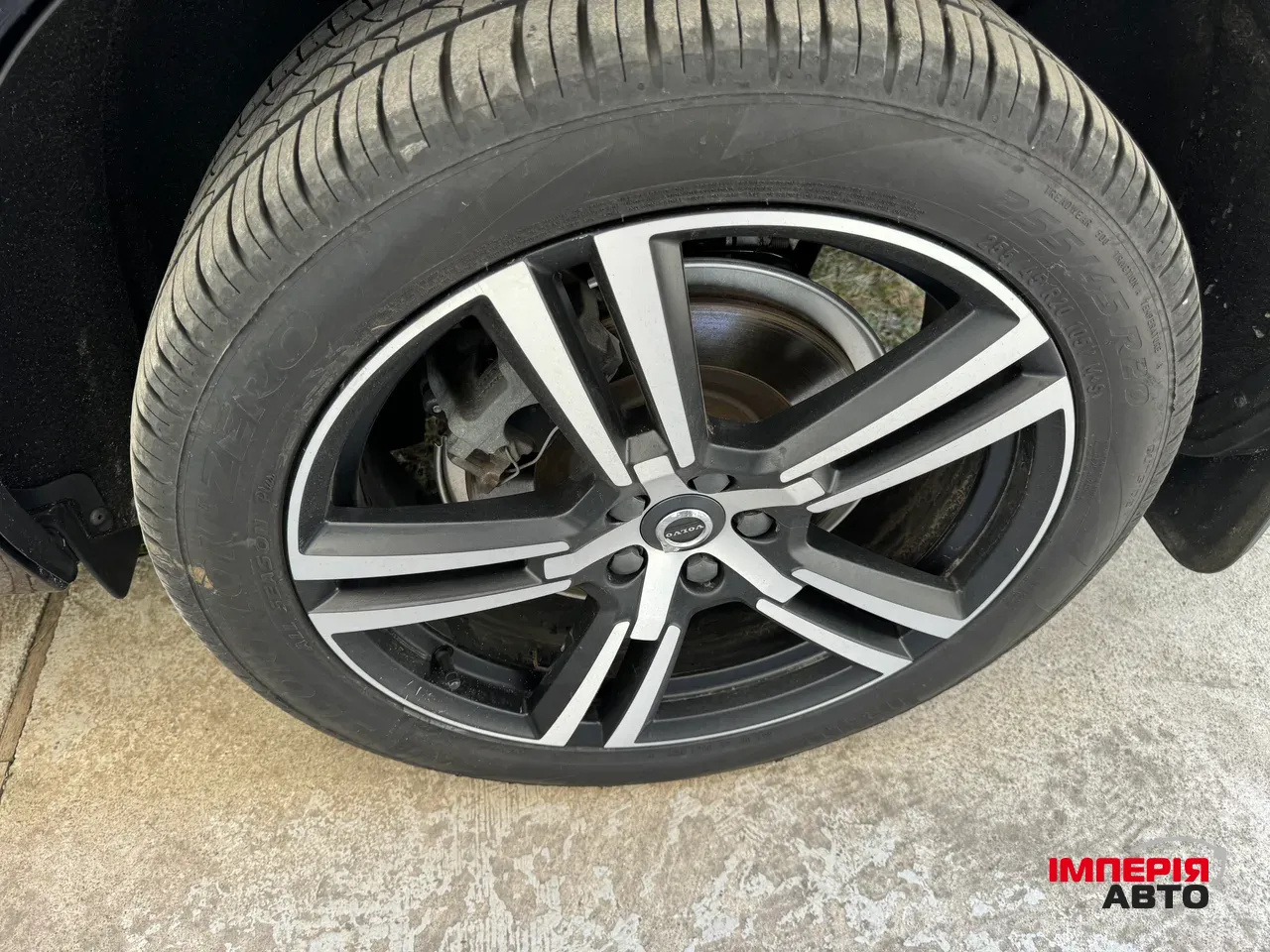 Volvo XC60 - фото 18