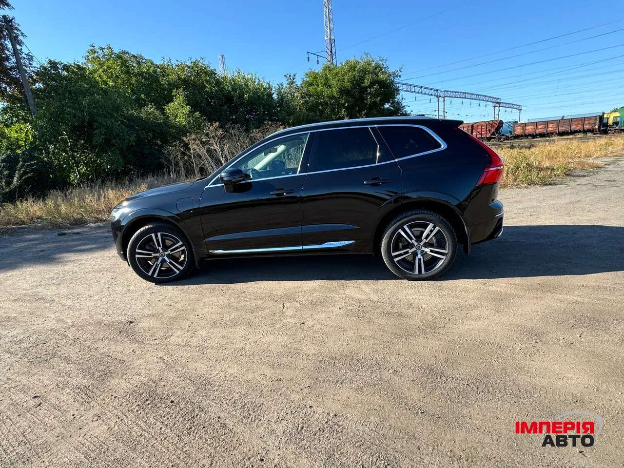 Volvo XC60 - фото 10