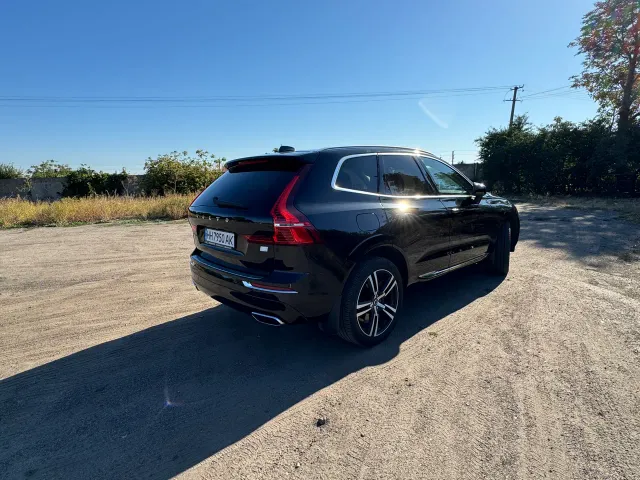 Volvo XC60 - фото 4