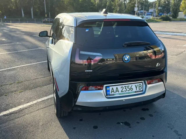 BMW i3 - фото 5