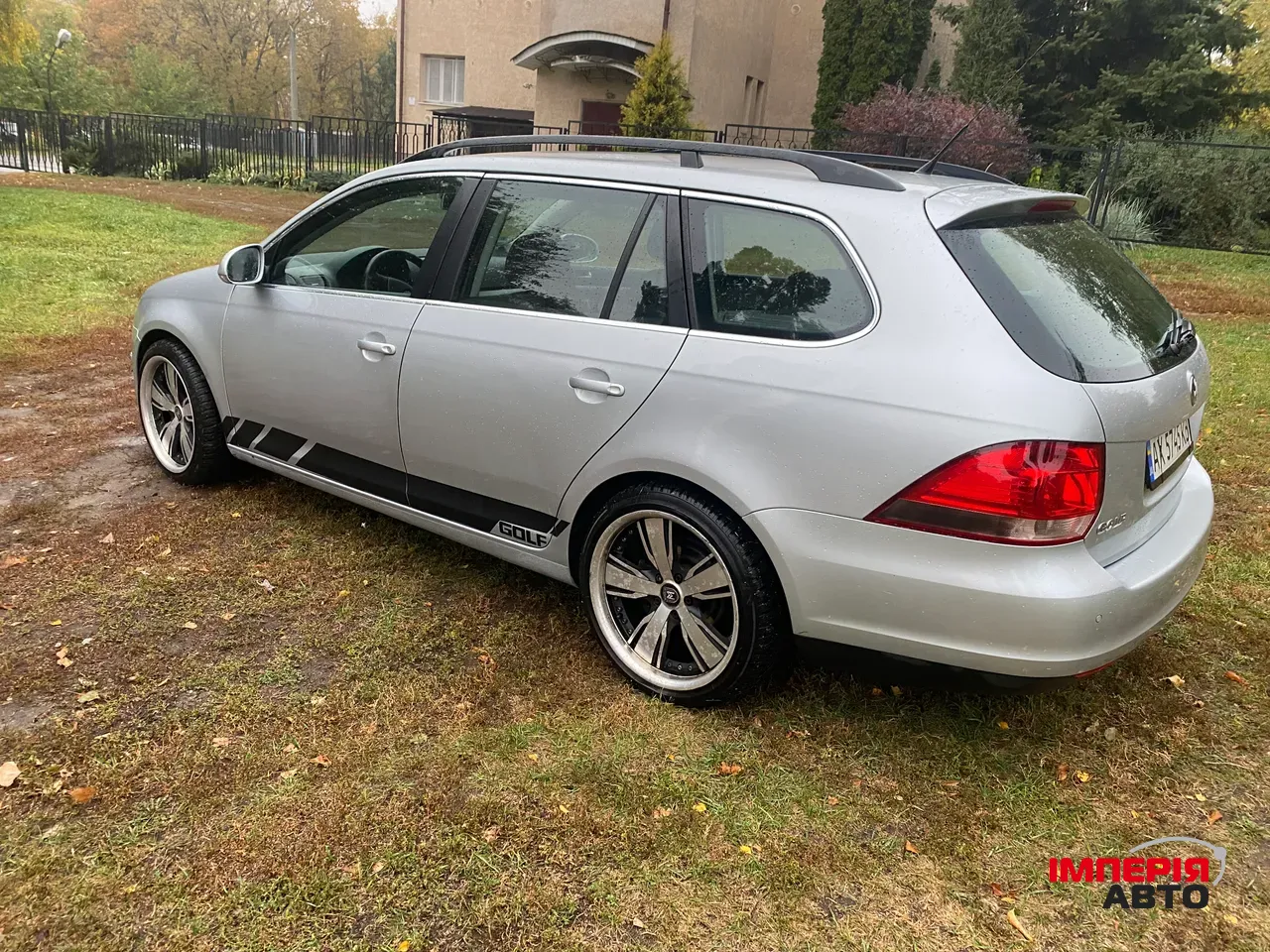 Volkswagen Golf - фото 1