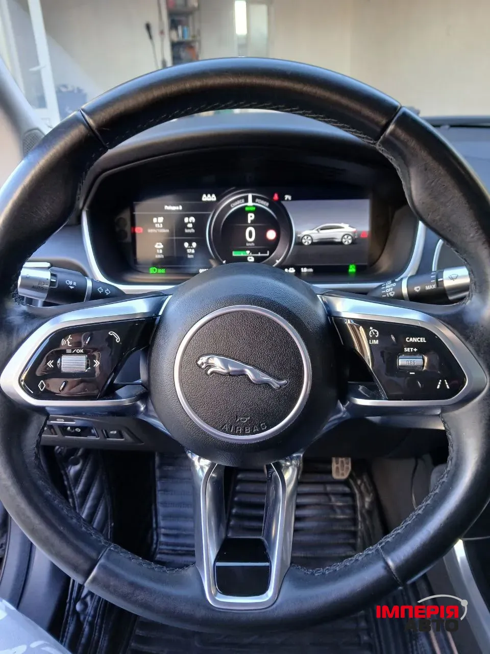 Jaguar I-Pace - фото 17