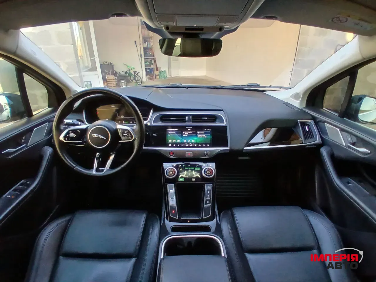 Jaguar I-Pace - фото 18