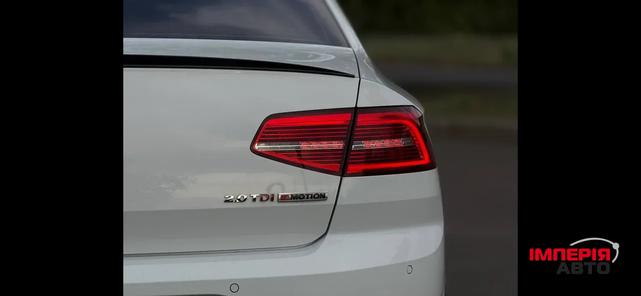 Volkswagen Passat - фото 13