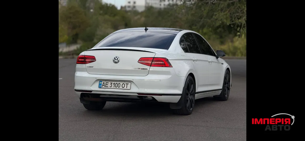 Volkswagen Passat - фото 9