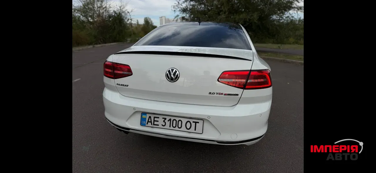 Volkswagen Passat - фото 18