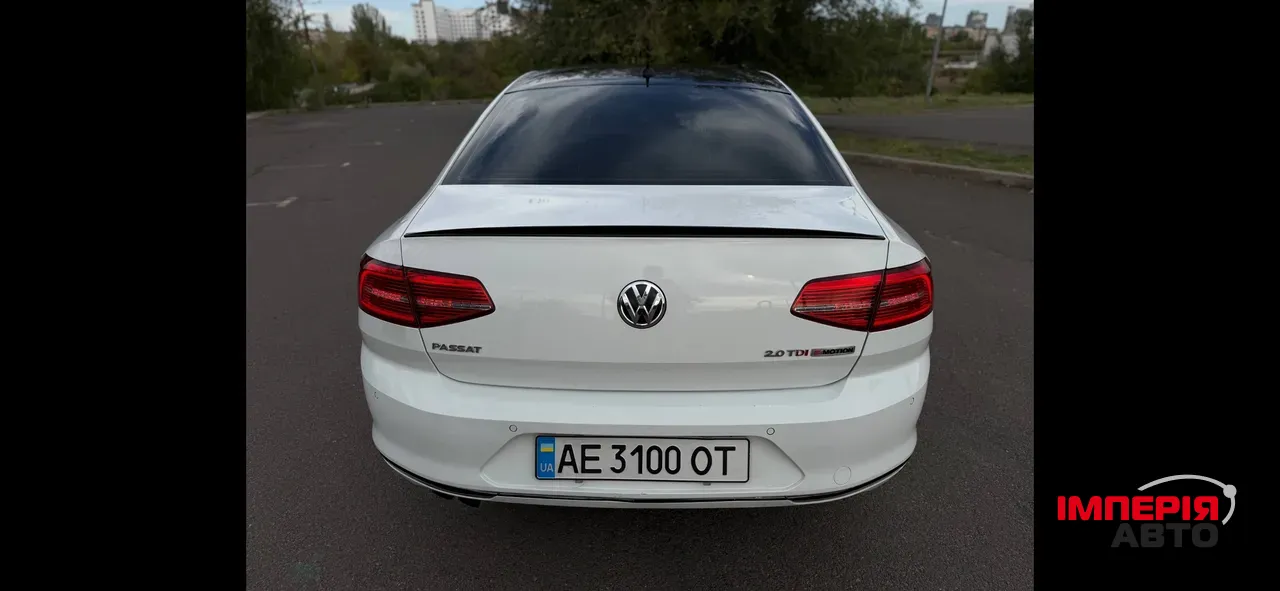 Volkswagen Passat - фото 19