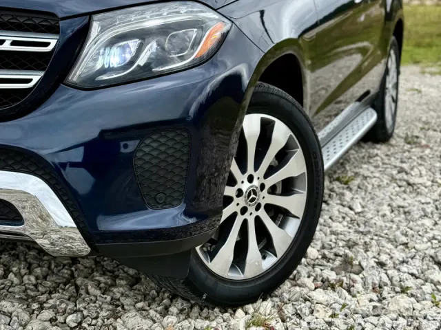 Mercedes-Benz GLS - фото 4