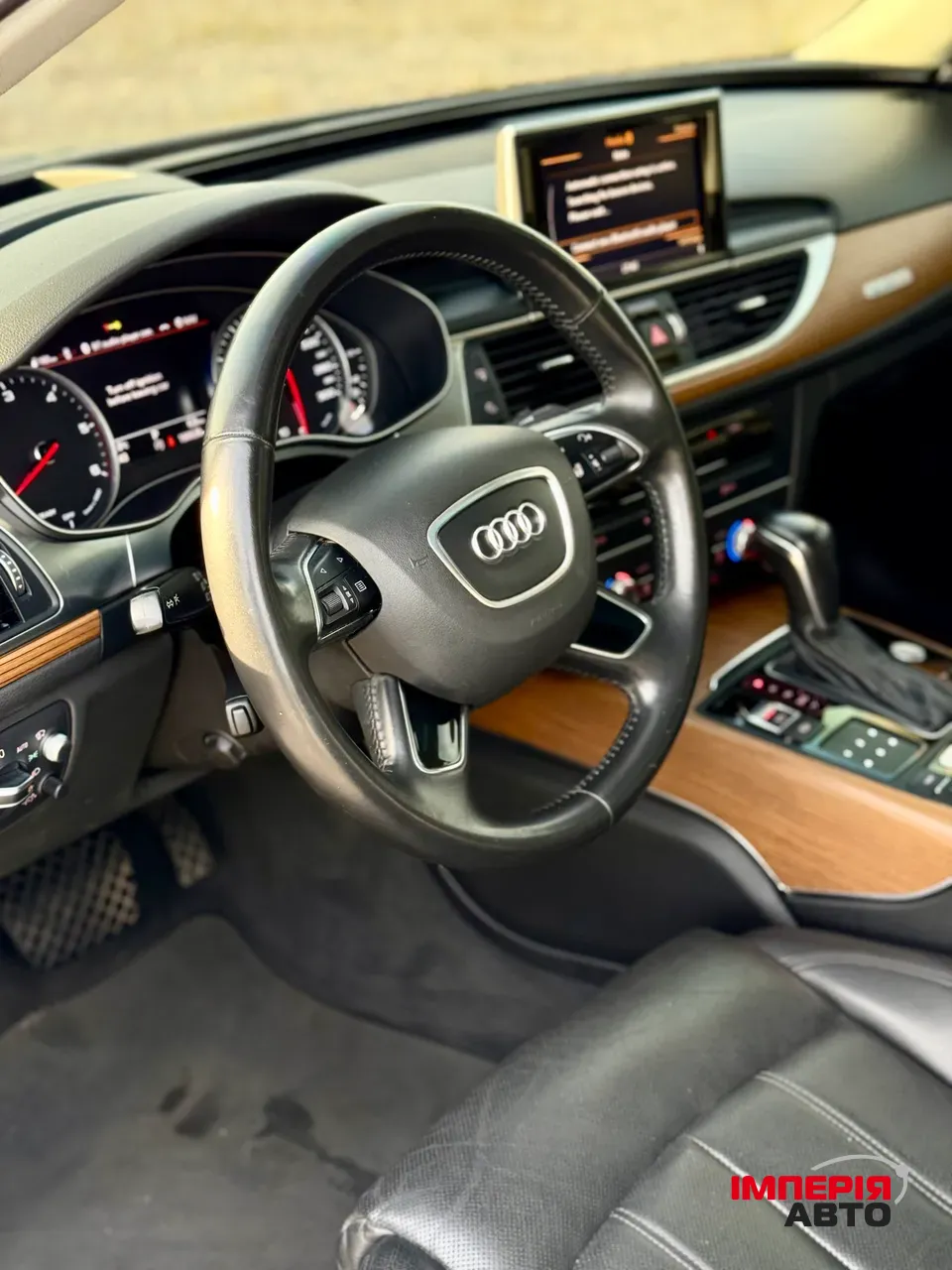 Audi A6 - фото 18