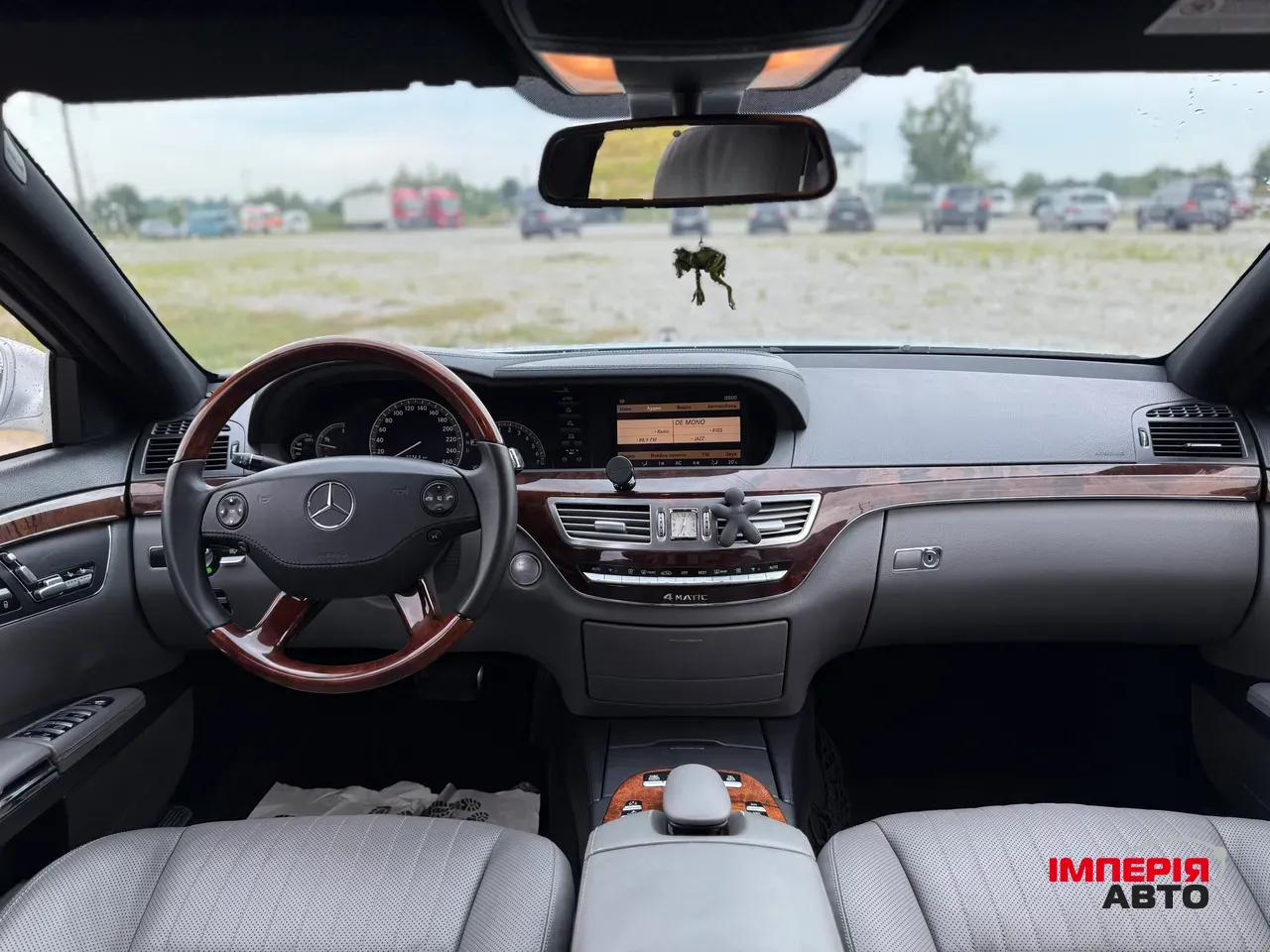 Mercedes-Benz S-Класс - фото 22