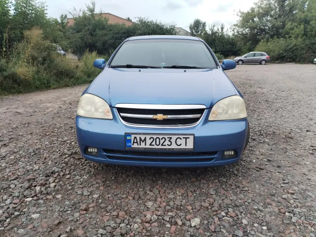 Chevrolet Lacetti - фото 1