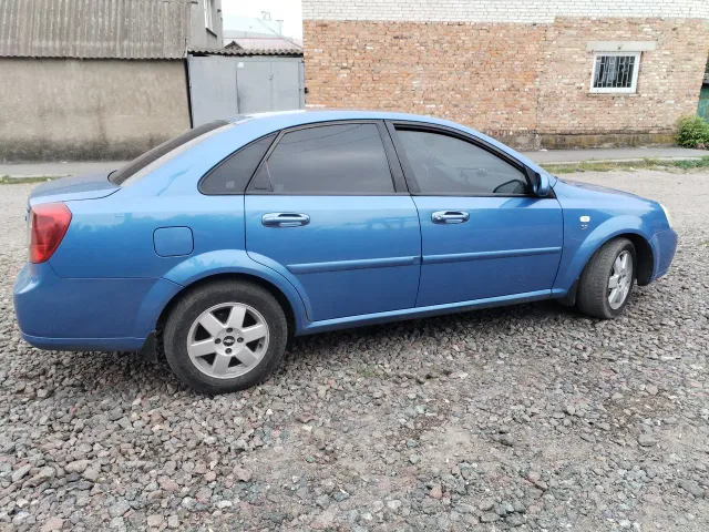 Chevrolet Lacetti - фото 4