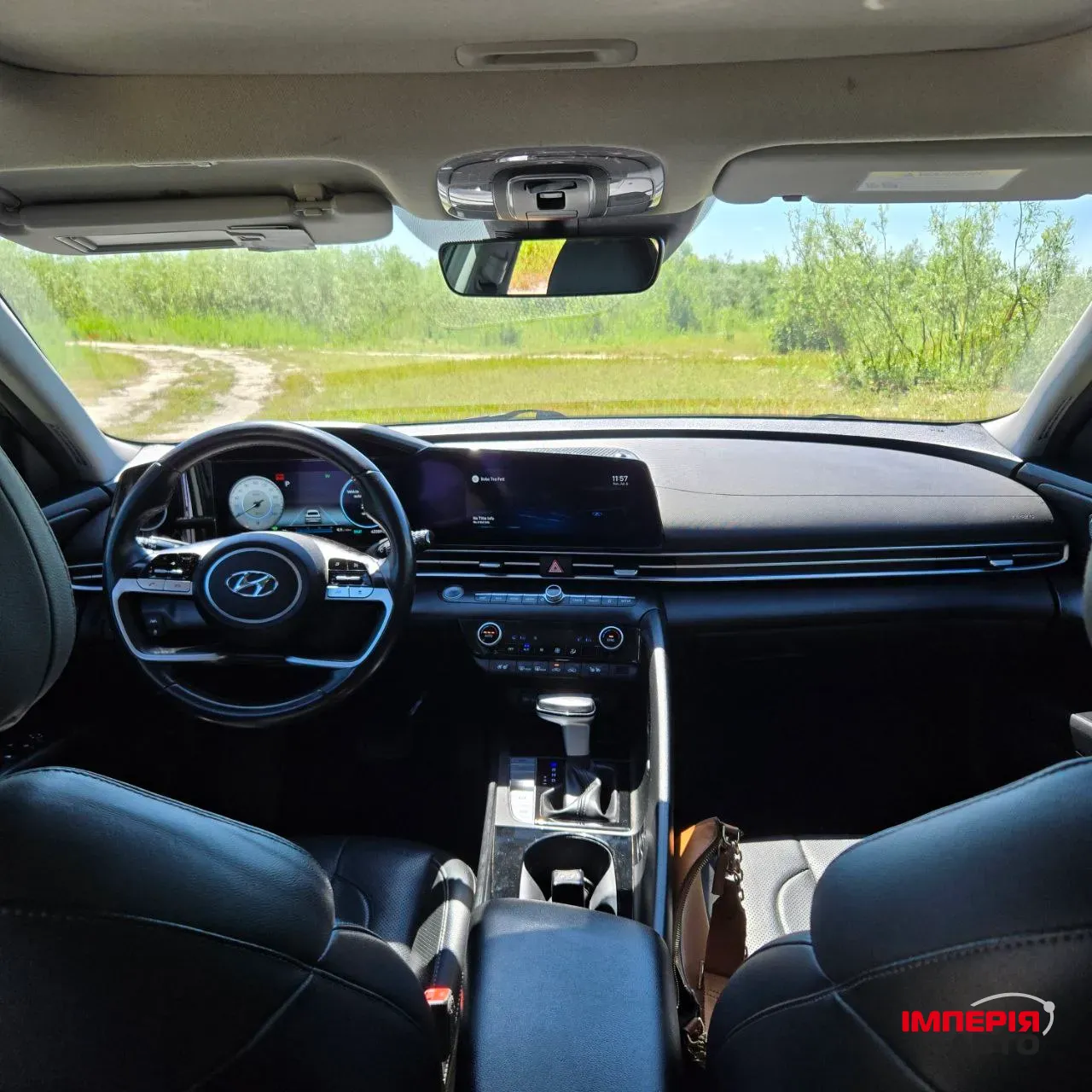 Hyundai Elantra - фото 5