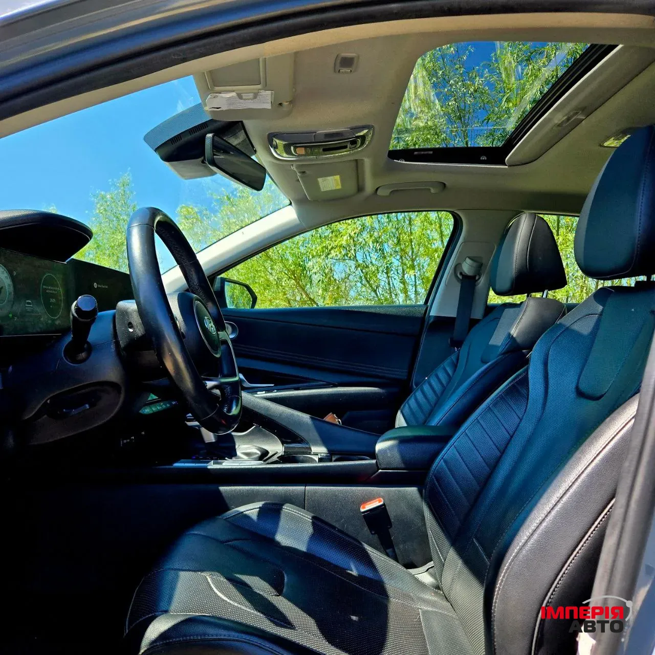 Hyundai Elantra - фото 8