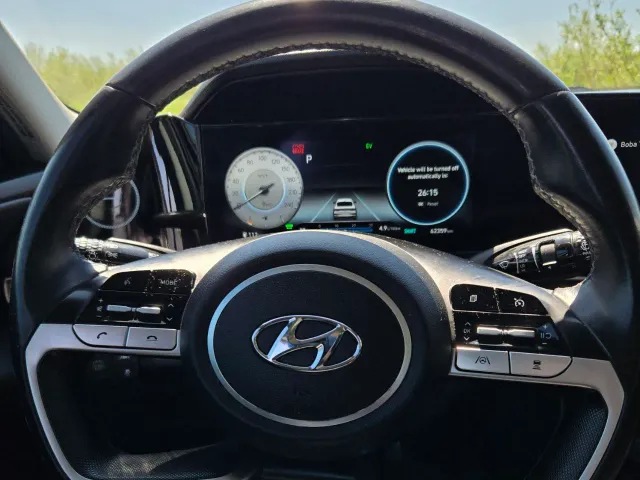 Hyundai Elantra - фото 4
