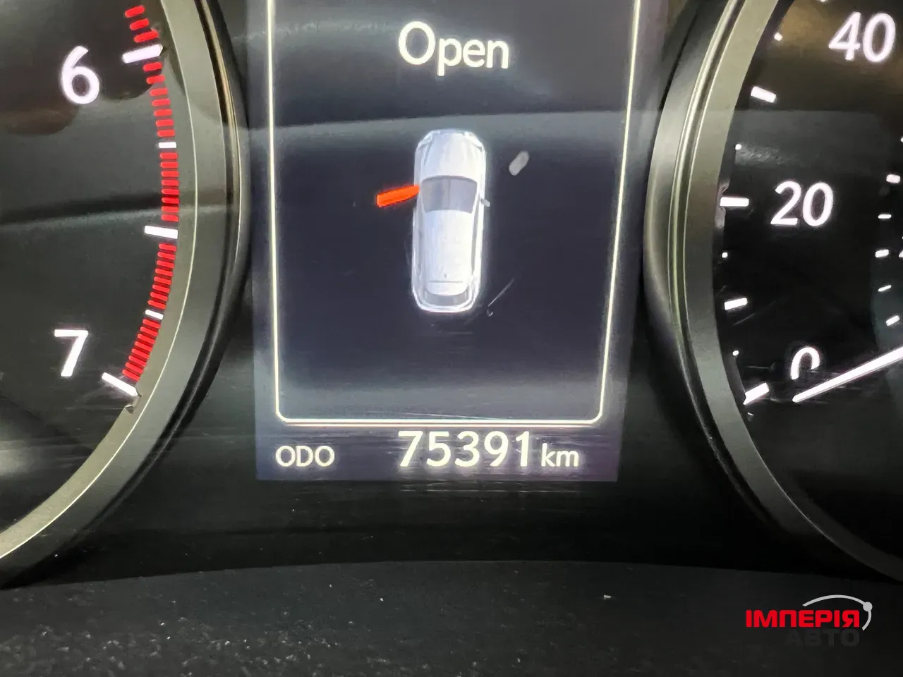 Lexus NX - фото 8