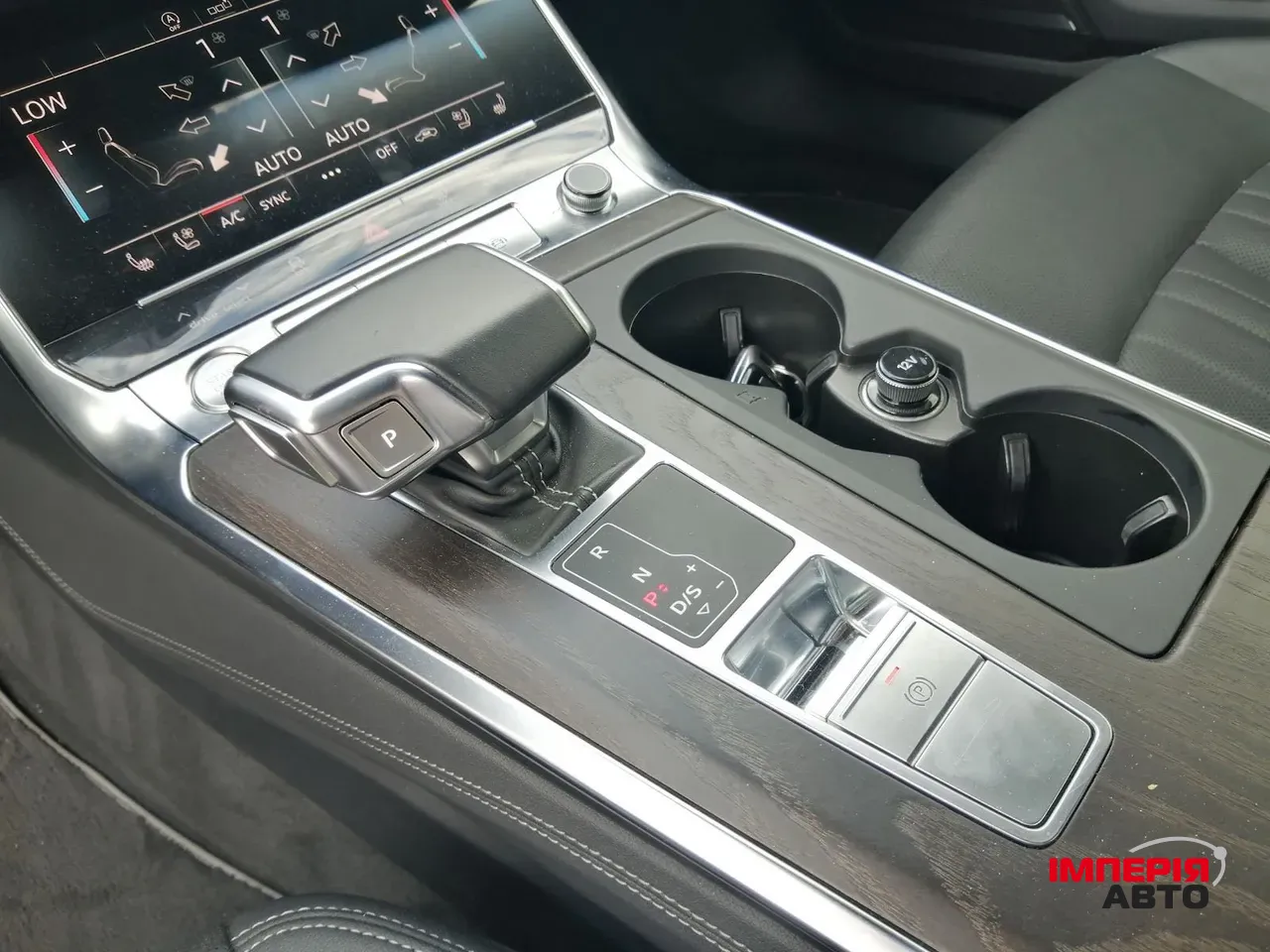 Audi A6 - фото 4