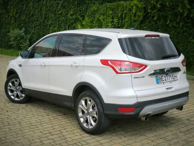 Ford Escape - фото 4