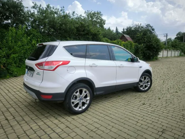Ford Escape - фото 2