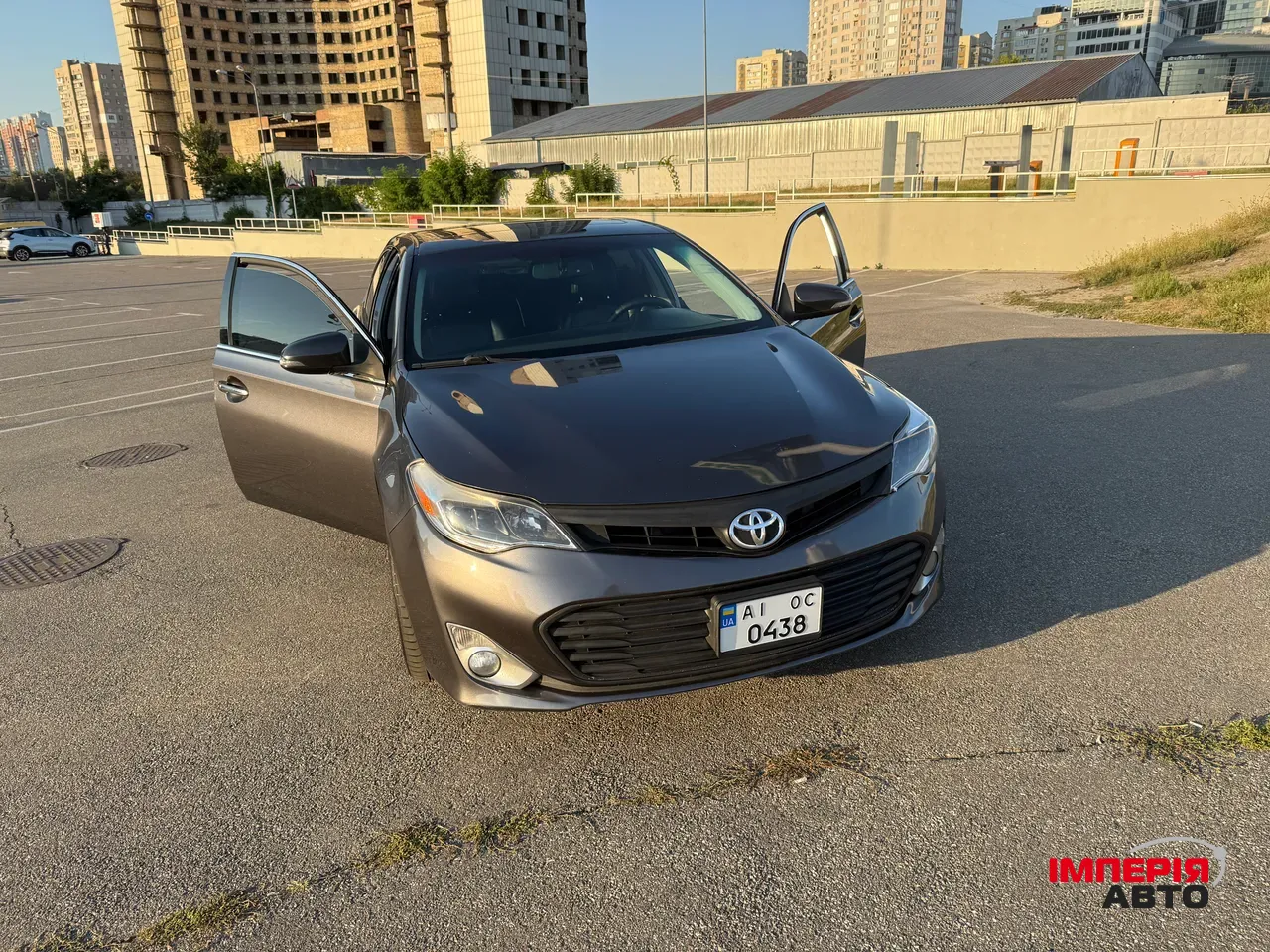 Toyota Avalon - фото 2