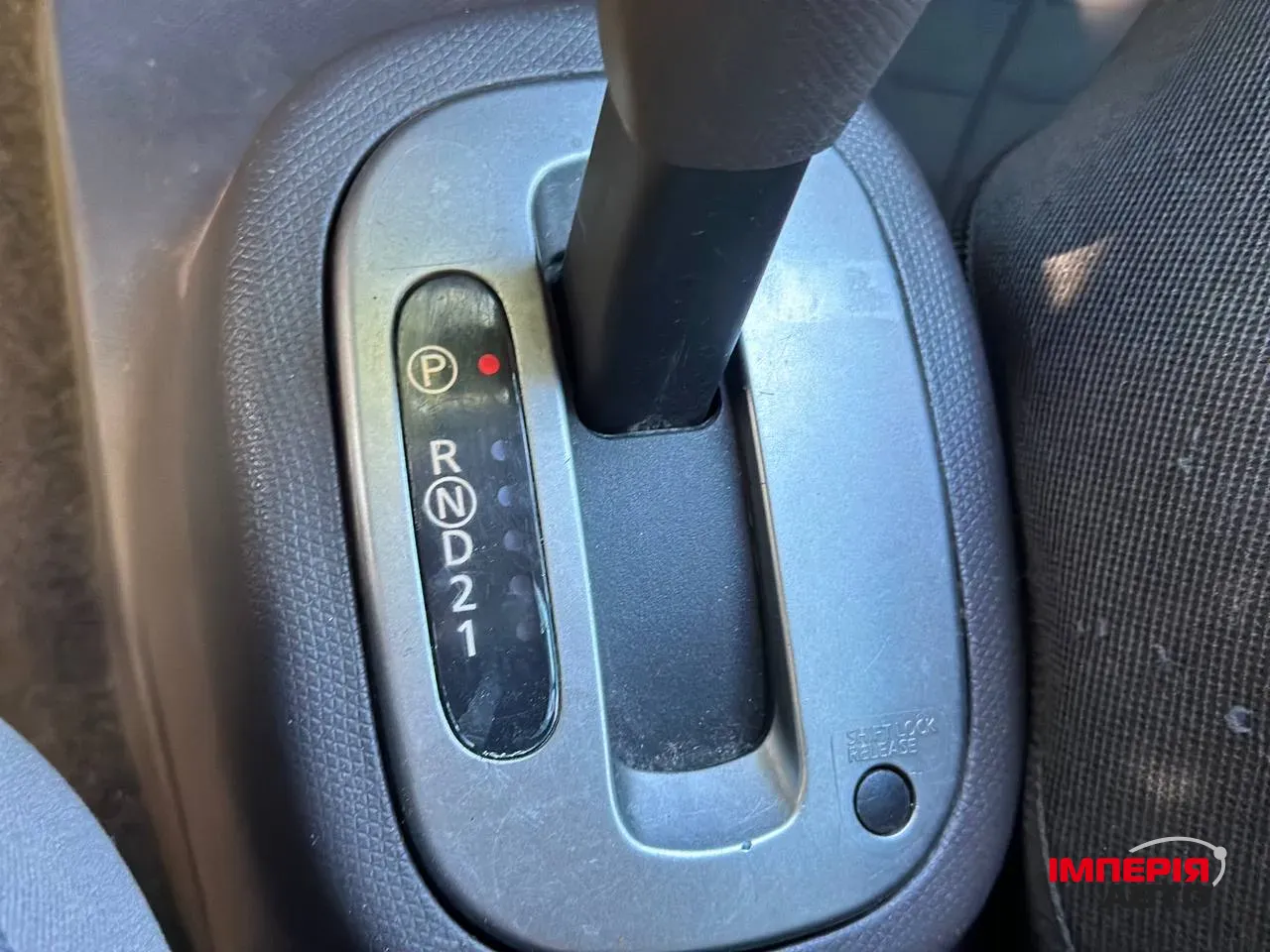 Nissan Micra - фото 8