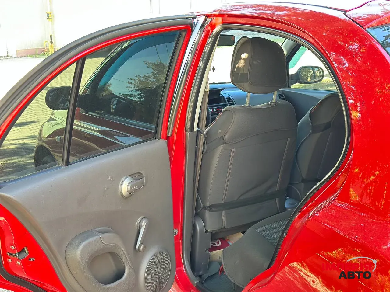 Nissan Micra - фото 10