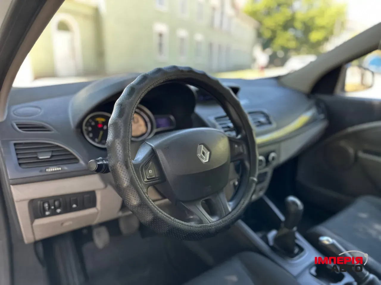 Renault Megane - фото 8