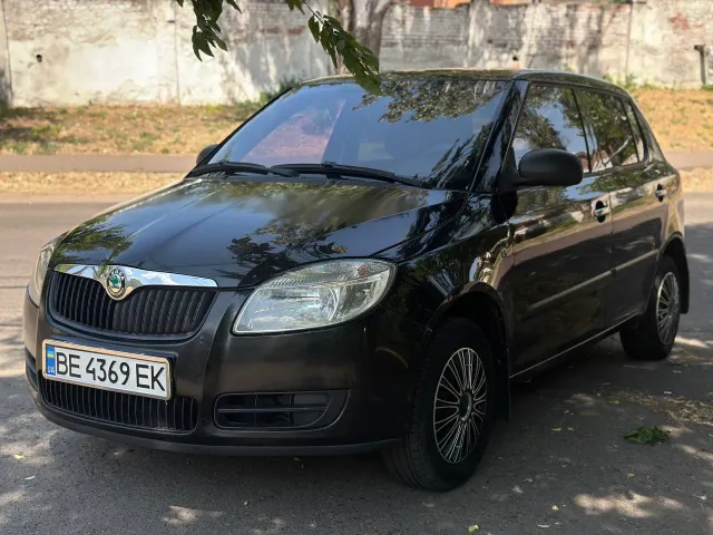 Skoda Fabia - фото 1
