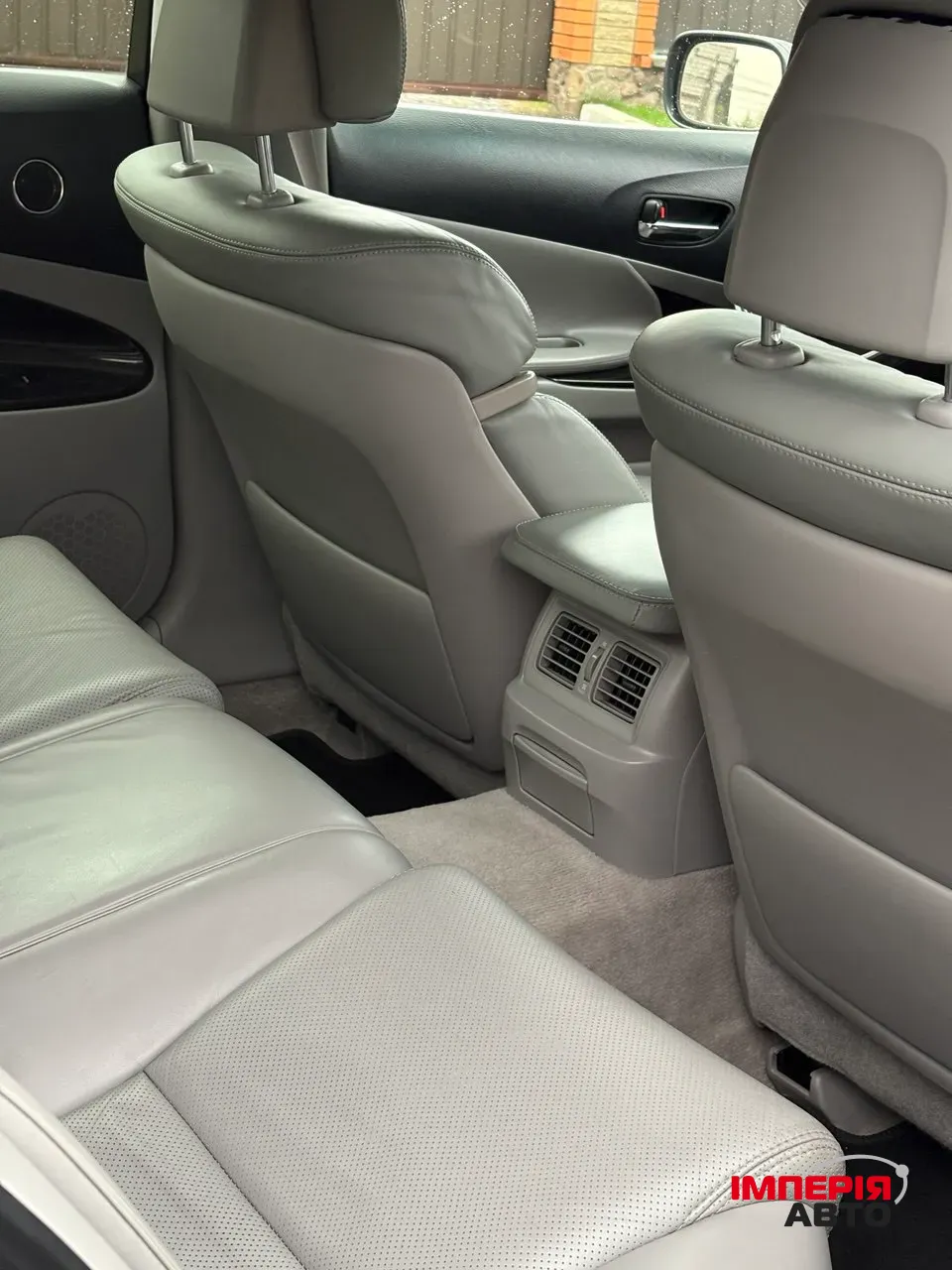 Lexus GS - фото 22