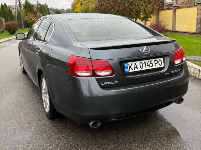 Lexus GS - фото 4