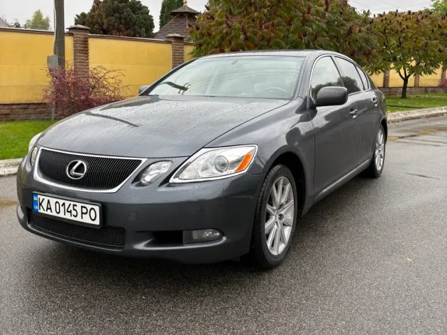 Lexus GS - фото 1