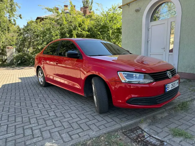 Volkswagen Jetta - фото 2