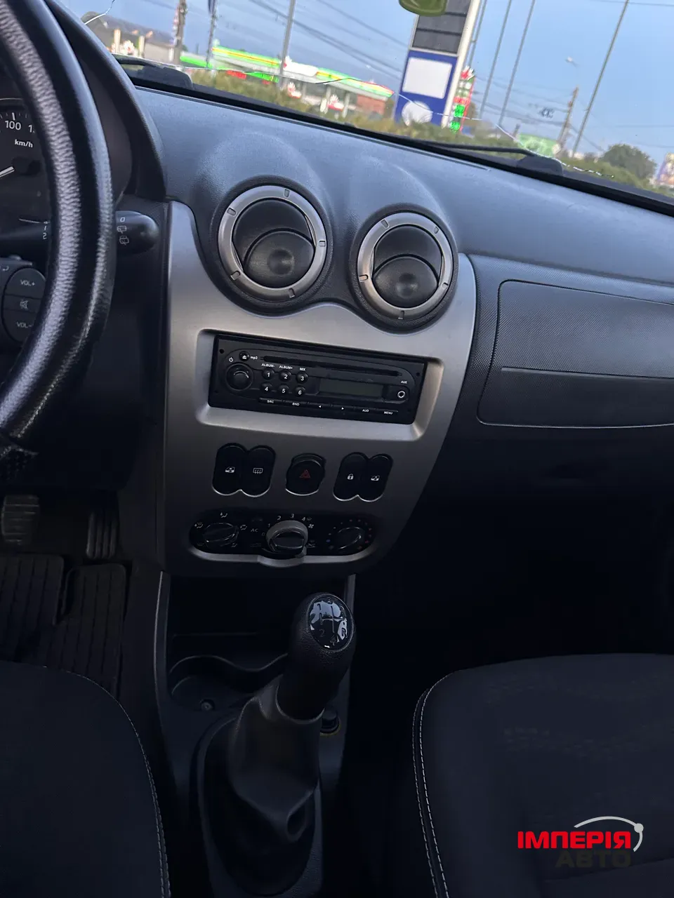 Dacia Sandero - фото 23