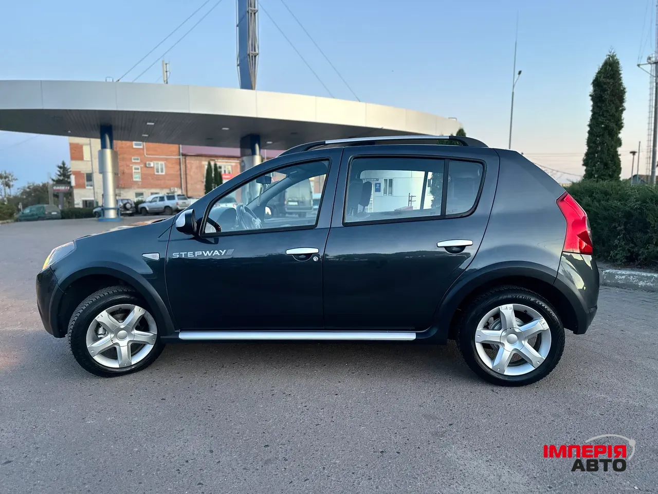 Dacia Sandero - фото 9