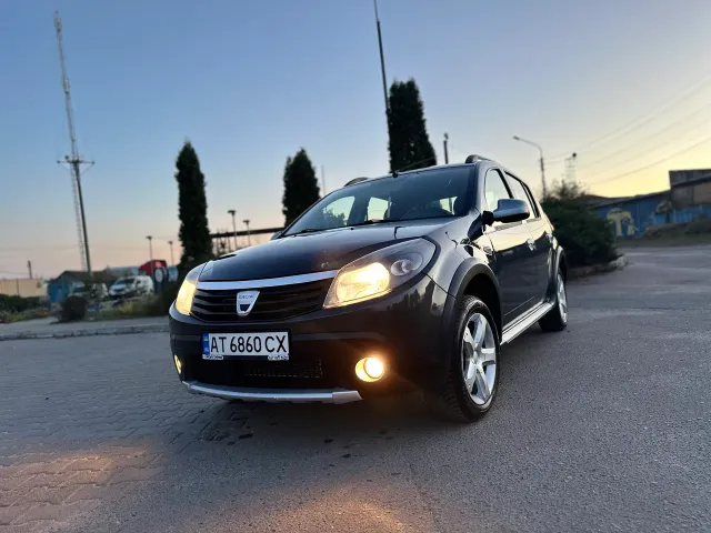 Dacia Sandero - фото 2