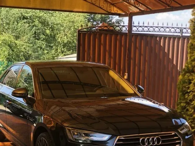 Audi A4 - фото 4