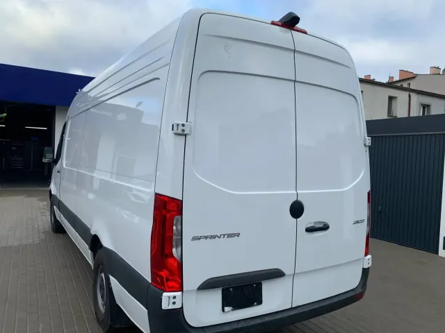 Mercedes-Benz Sprinter - фото 5