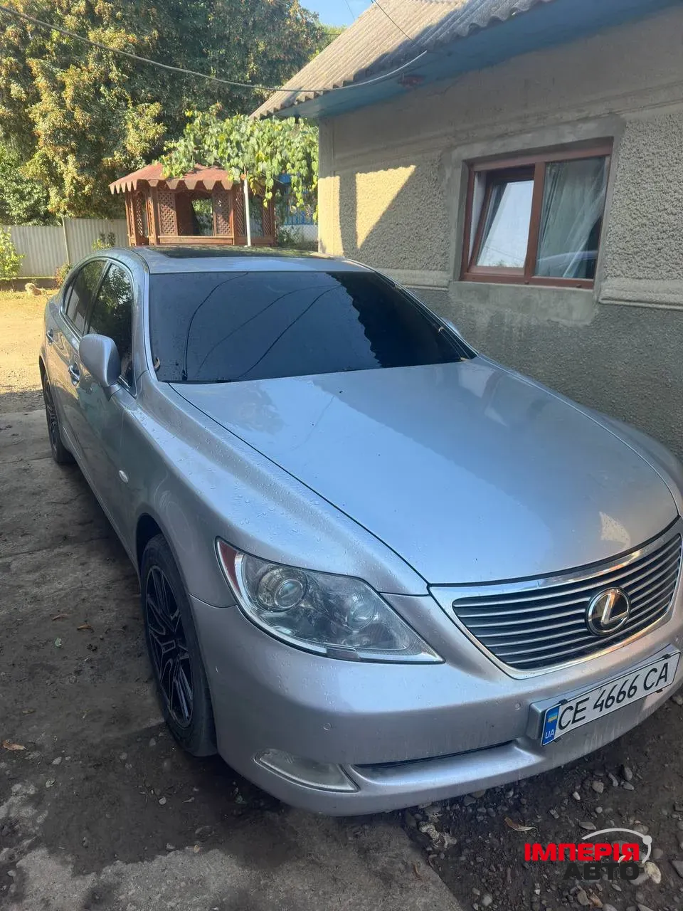 Lexus LS - фото 5