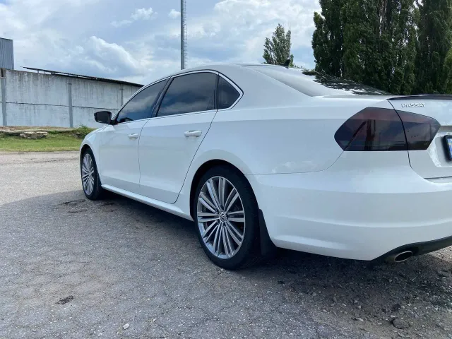 Volkswagen Passat (North America and China) - фото 4
