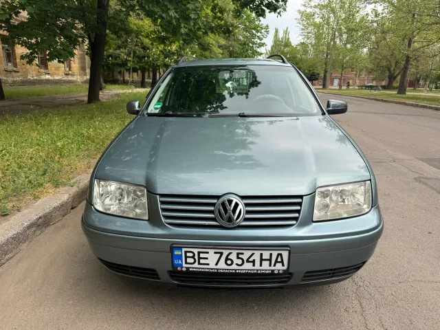 Volkswagen Bora - фото 1