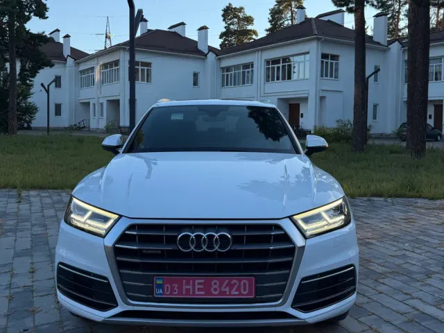 Audi Q5 - фото 4