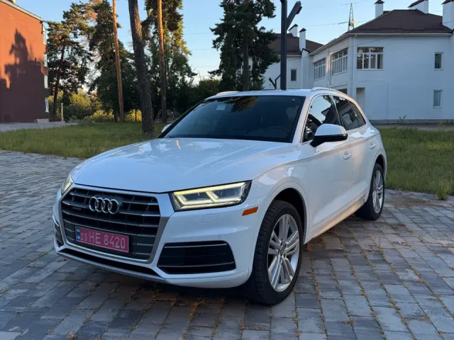 Audi Q5 - фото 3