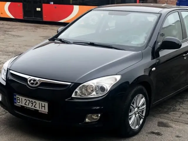 Hyundai i30 - фото 4
