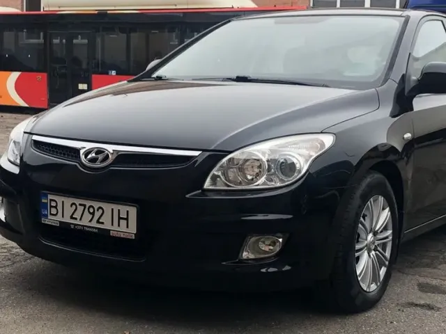 Hyundai i30 - фото 5