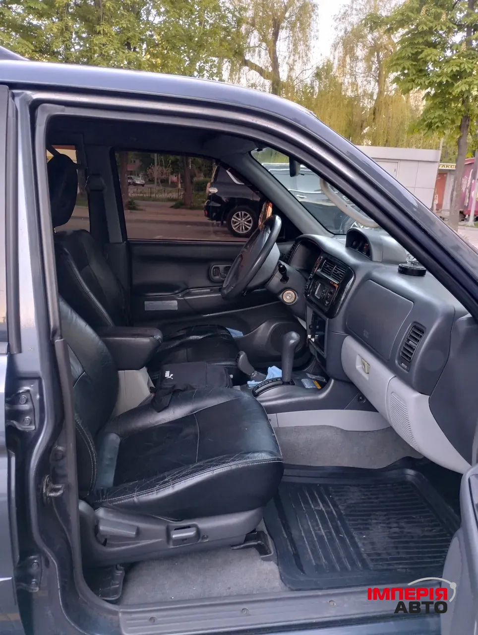 Mitsubishi Pajero Sport - фото 3