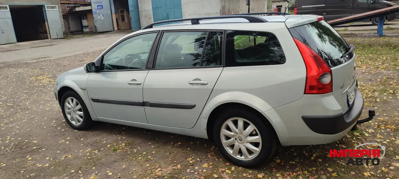 Renault Megane - фото 9
