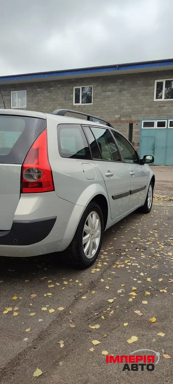 Renault Megane - фото 8
