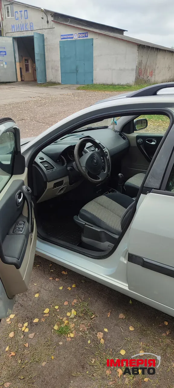 Renault Megane - фото 3
